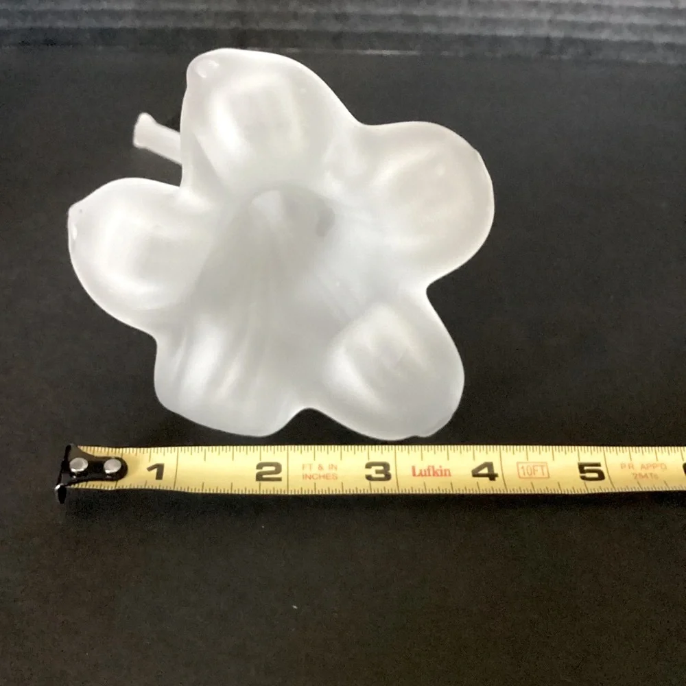 Frosted White Satin Art Glass Trumpet Horn Lily Epergne Flower Holder Bud Vase - Picture 15 of 16